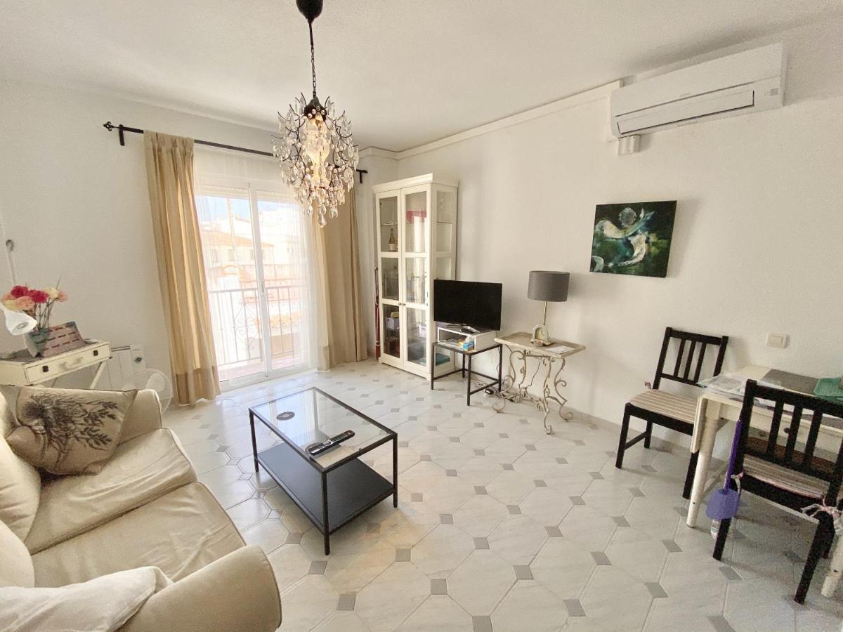 Apartamento Plaza Cavana Нерха Экстерьер фото
