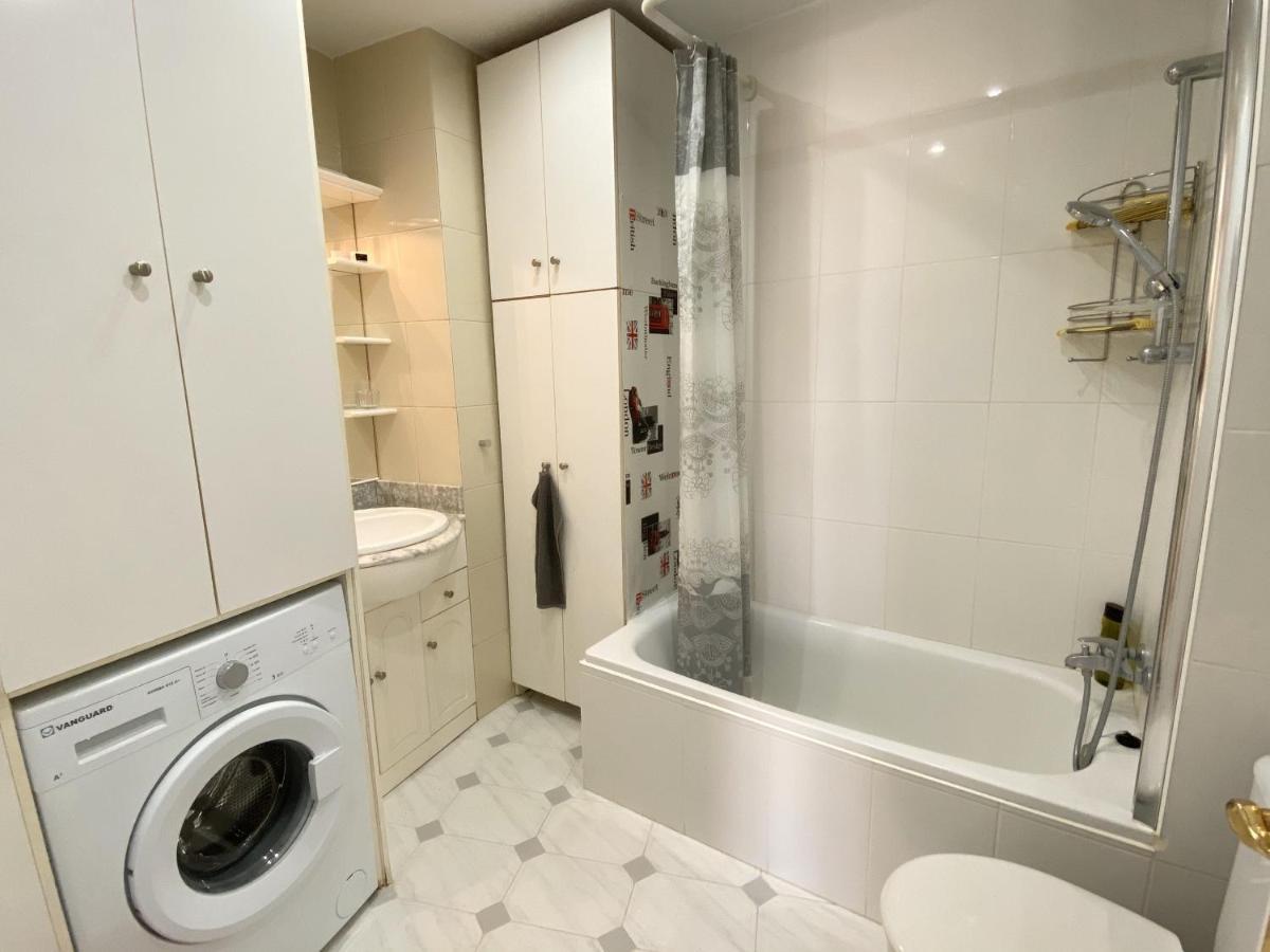 Apartamento Plaza Cavana Нерха Экстерьер фото